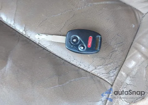 2006 Honda Pilot Ex-L from USA, damaged, VIN 5FNYF28676B000593